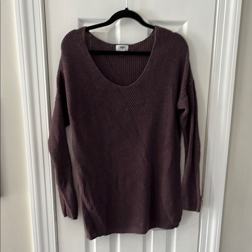 Old Navy Women's Deep Purple V-Neck Sweater